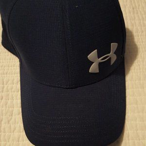 Under Armour  Fitted Baseball Hat, Navy Blue w/Gray, Size Med/L